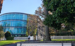奧克蘭大學相當于國內什么檔次？什么水平？