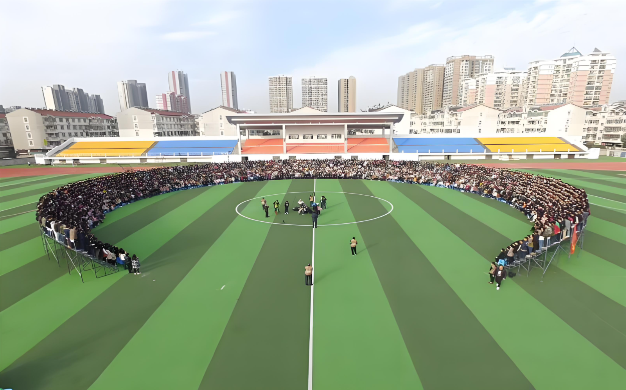 《2025年漢口學(xué)院職業(yè)本科報(bào)名時(shí)間、費(fèi)用及獎(jiǎng)學(xué)金政策》-圖1